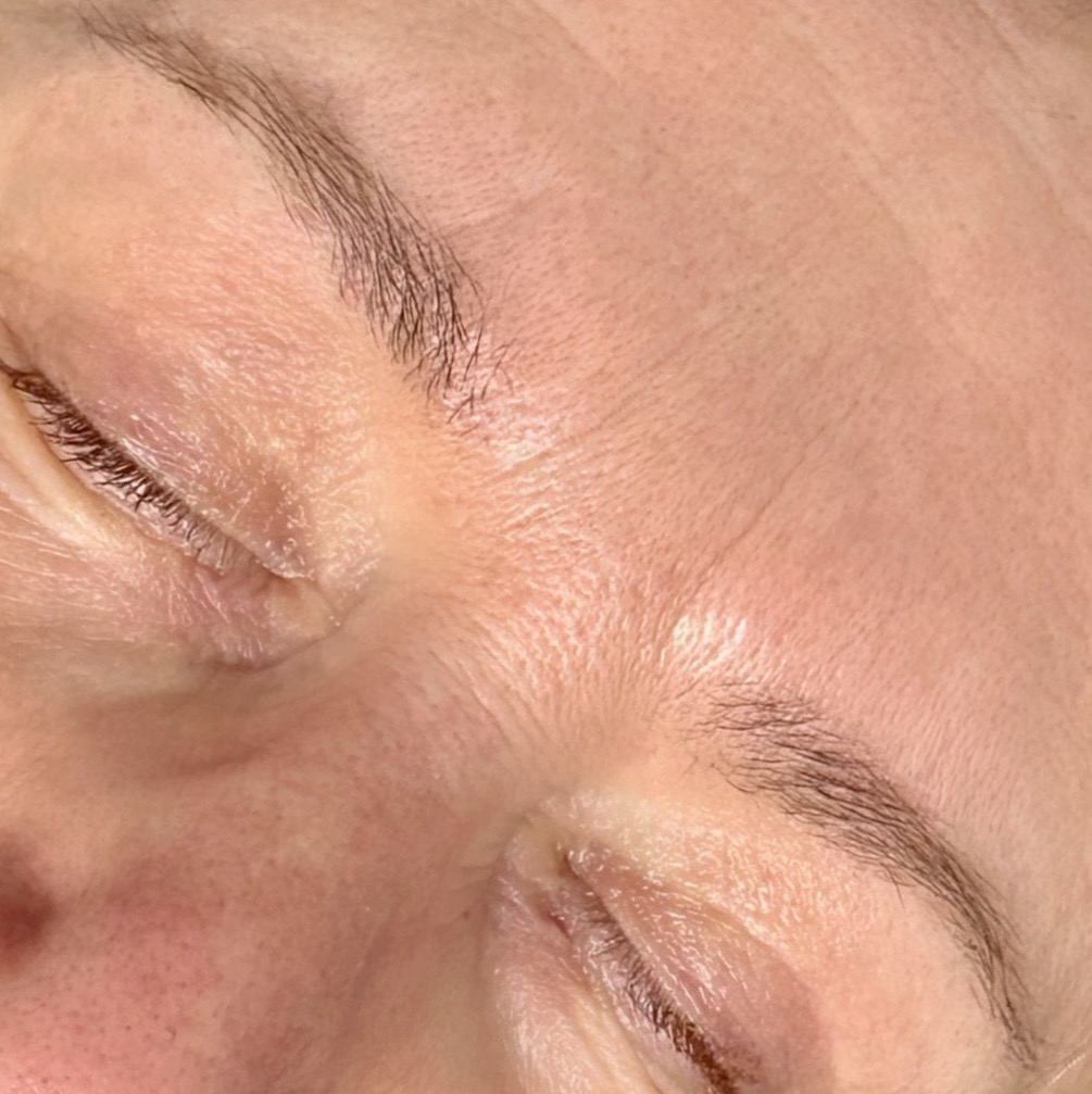 Powder ombre brows før behandling – Makia på Majorstuen